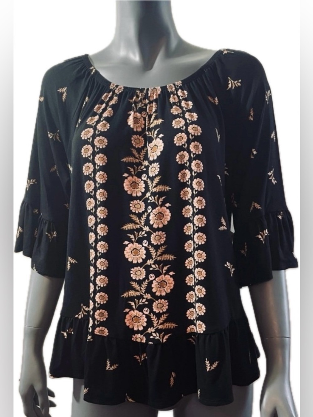 NWT Style & Co. Petite Large Printed On-Off Knit Black Top
